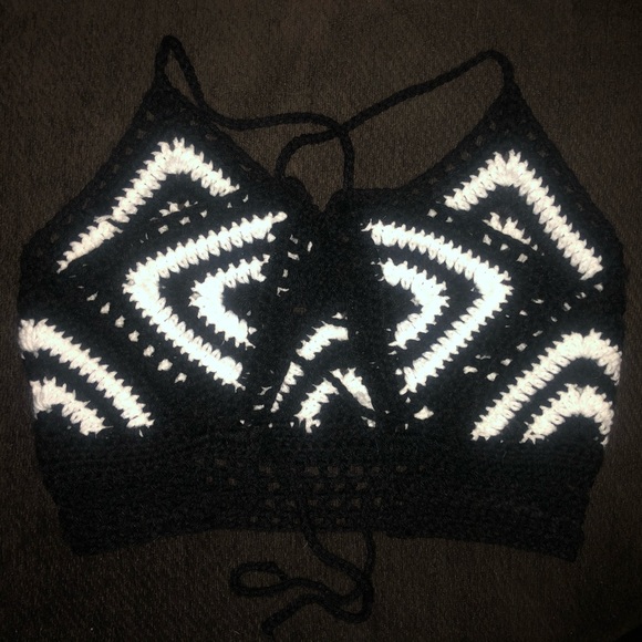 🖤 Crochet Crop top. - Picture 6 of 8
